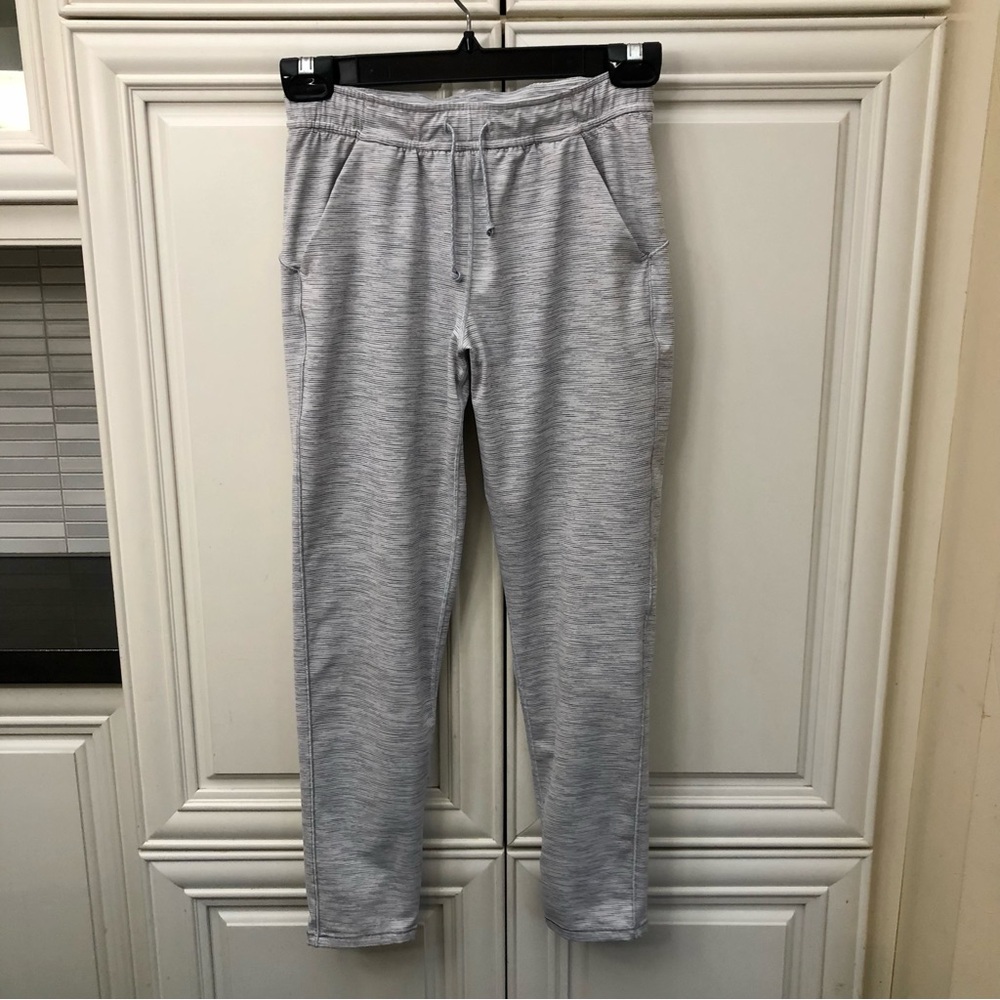 RARE - Ivivva by Lululemon girls light pants